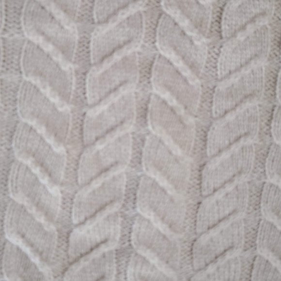 Knit Pullover Sweater - Picture 3 of 10